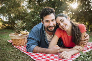 matchmaker-lovely-dating-couple