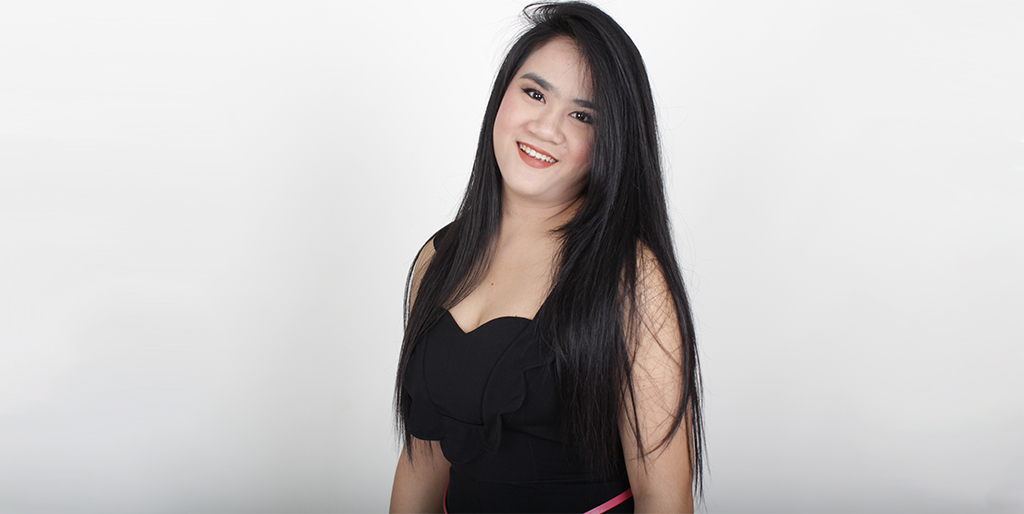 Asian Online Dating: Meet Cheerful Thai Lady “Jenny”
