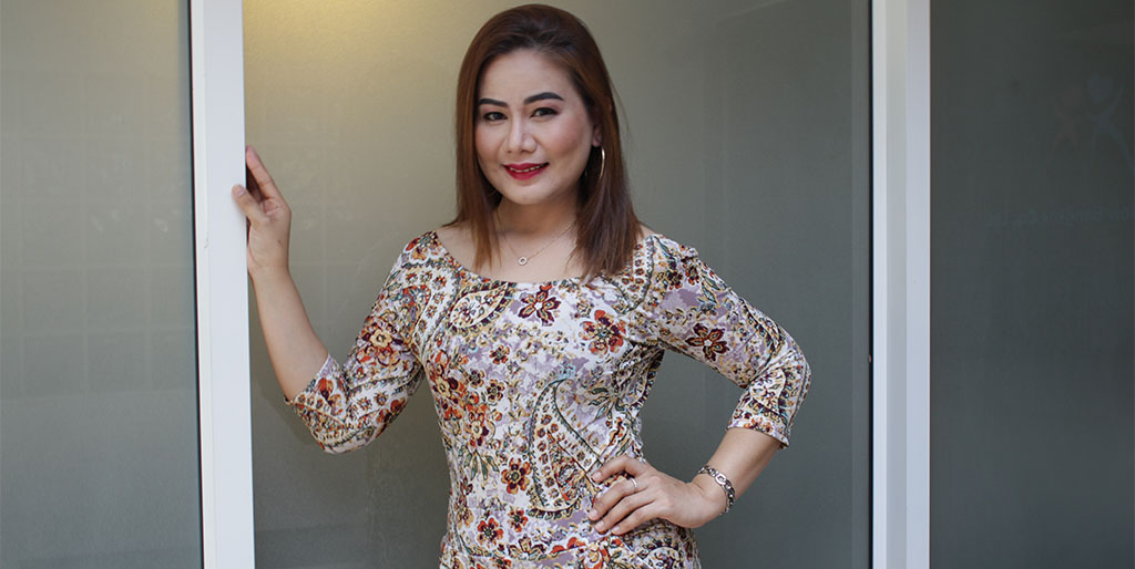 Thailand Dating: Meet Beautiful Thai Lady “Noi”