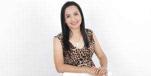 asian-girls-cheerful-thai-lady-ao